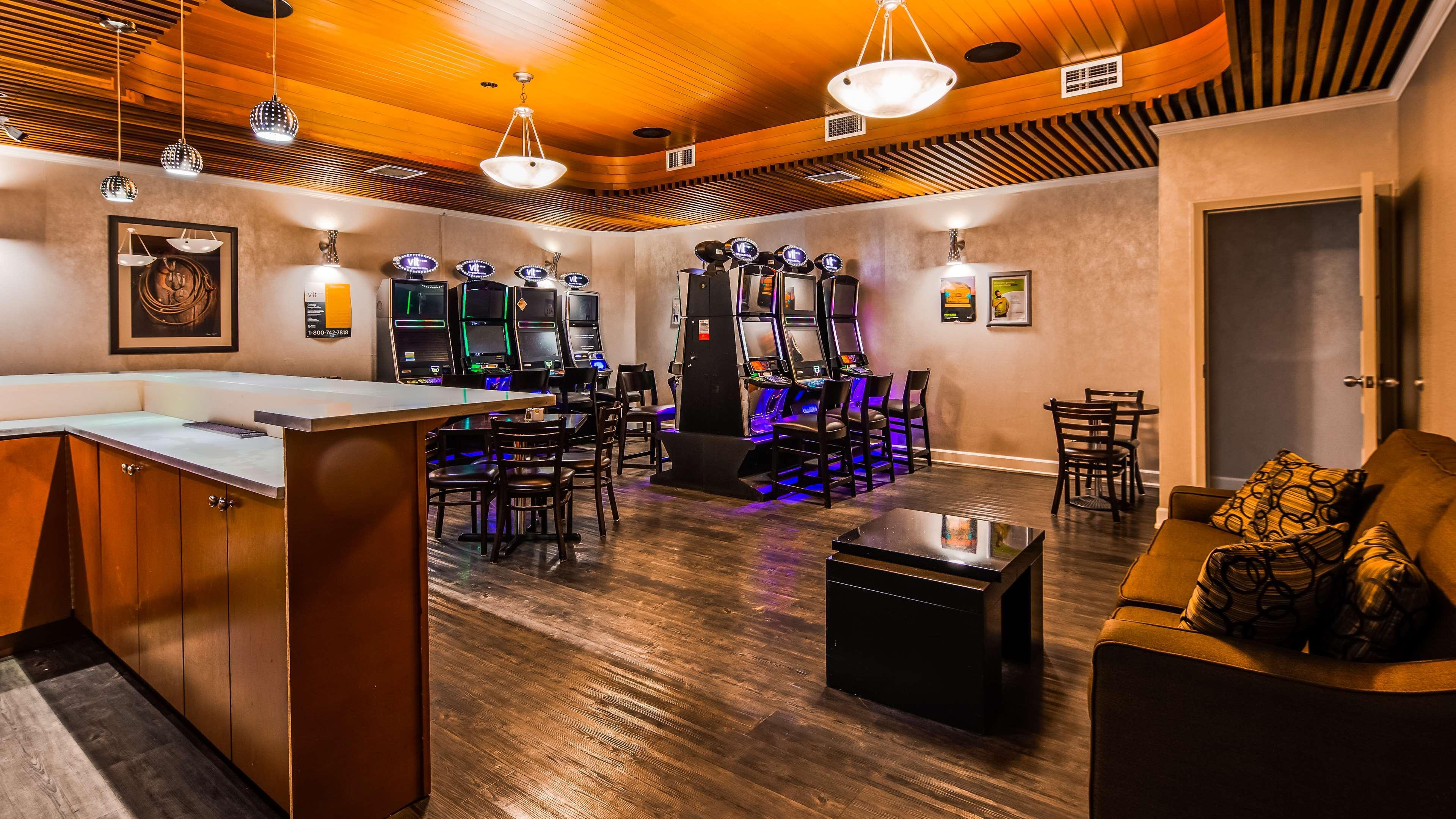 雪松公园贝斯特韦斯特酒店 埃德蒙顿 外观 照片